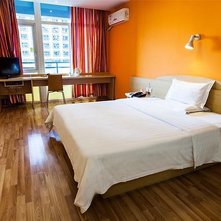 7Days Inn Guiyang West Yan'An Road Экстерьер фото
