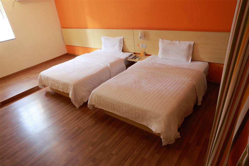 7Days Inn Guiyang West Yan'An Road Экстерьер фото